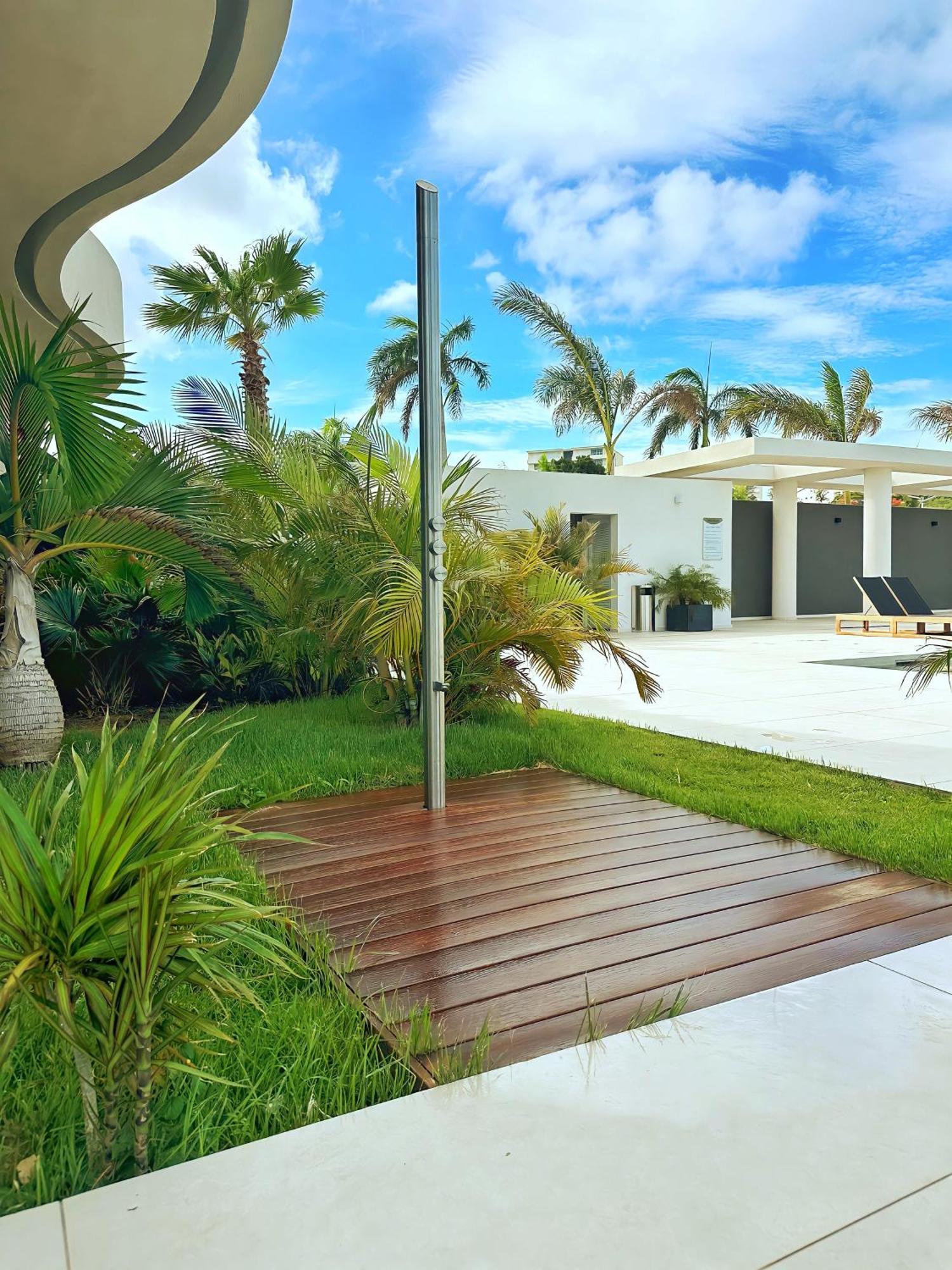 Mullet Bay Suites - Your Luxury Stay Awaits Cupecoy  Bagian luar foto